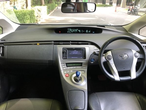 TOYOTA PRIUS, 1.8  Hybrid  TRD รูปที่ 6