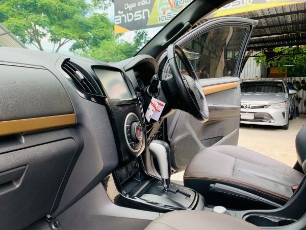 ISUZU D-MAX HI-LANDER CAB-4 3.0 V-CROSS AT VGS Z-Prestige Navi  2018 รูปที่ 6