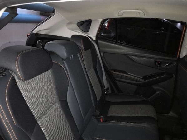 ขายรถสภาพเยี่ยม Subaru XV- iP 2019 รูปที่ 4