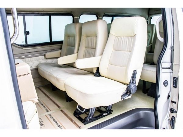 2005 TOYOTA  COMMUTER 2.5 หลังคาสูง ดีเซล รูปที่ 6