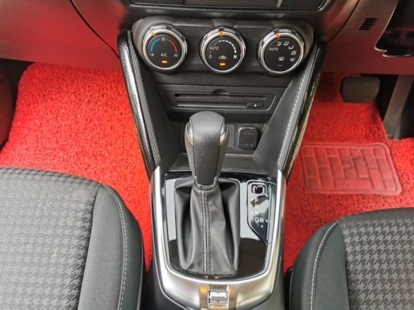 2018 Mazda 2 1.3 High รถเก๋ง 5 ประตู รูปที่ 6