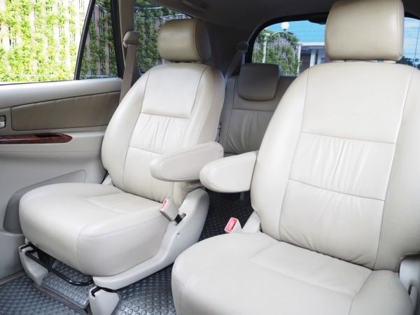 TOYOTA INNOVA 2.0 V (MNC) ปี 2012 จดปี 2013 เกียร์AUTO สภาพนางฟ้ รูปที่ 6