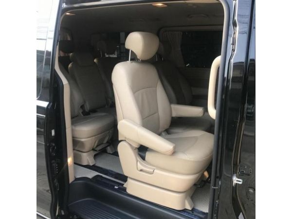 Hyundai H1 elite ออกรถ ธ.ค.2019 ใช้แค่ไปทำงานโรงพยาบาล พลาสติกหุ้มที่บังแดด สติ้กเกอร์โรงงานยังไม่แกะ 32,xxxกม. รูปที่ 6