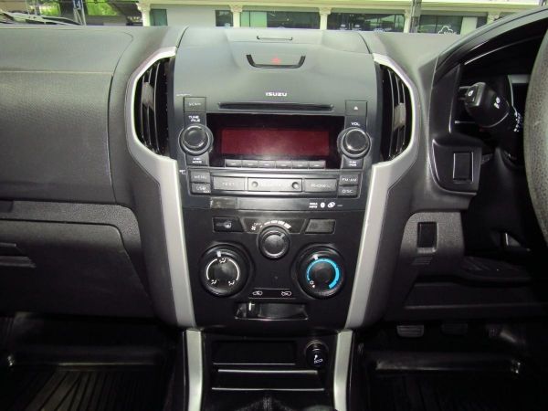 Isuzu D-Max space cab 2.5L MT/2012 รูปที่ 6