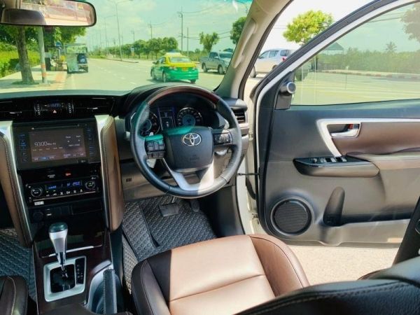 TOYOTA FORTUNER 2.4 V 2WD A2 MNC 2018 รูปที่ 6