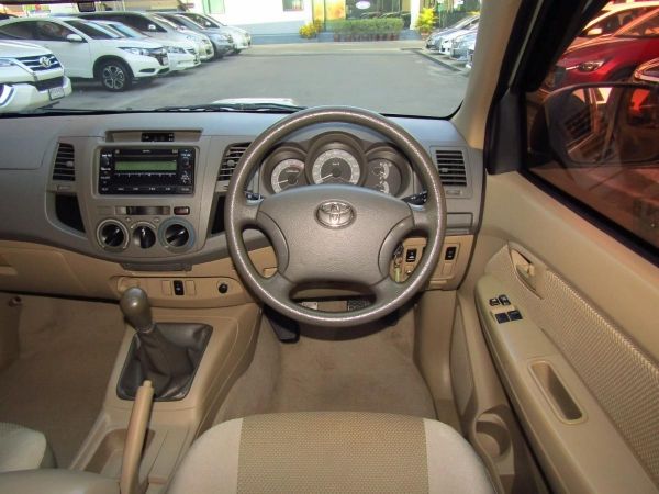 TOYOTA HILUX VIGO 2.5E 2010 เกียร์ธรรมดา รูปที่ 6