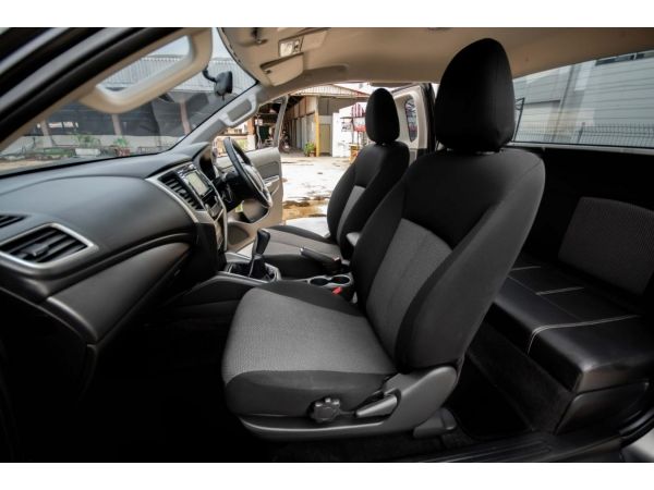 Mitsubishi Triton 2.4 GLS Plus CAB (NEW) 2019 M/T ดีเซล รูปที่ 6