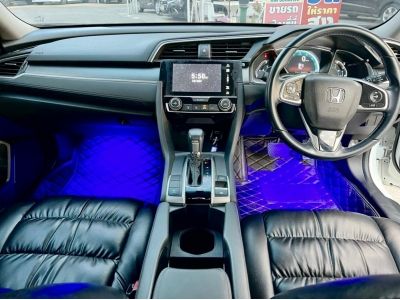 2017 Honda Civic FC 1.8EL เครดิตดีฟรีดาวน์ รูปที่ 6