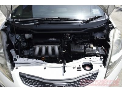 2010 HONDA JAZZ 1.5 V *ใช้เงิน 5 พันออกรถ ฟรีดาวน์ แถมประกันภัย รูปที่ 6