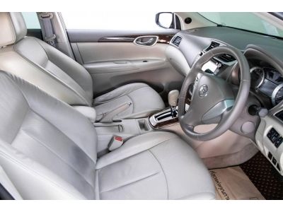 2013 NISSAN SYLPHY 1.6 V   ผ่อน 3,438 บาท 12 เดือนแรก รูปที่ 6