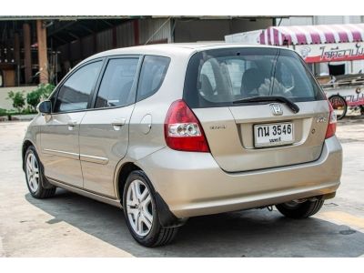 Honda Jazz 1.5 E โฉม GD 7 Speed mode เบนซิน A/T รูปที่ 6