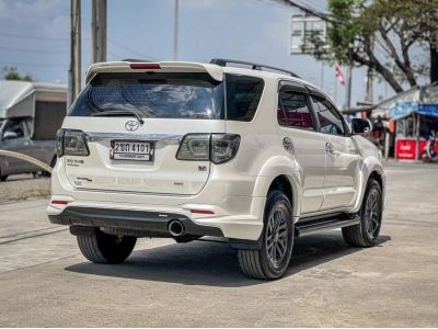 2013 TOYOTA FORTUNER 3.0 V​ 4WD  เครดิตดีฟรีดาวน์ รูปที่ 6