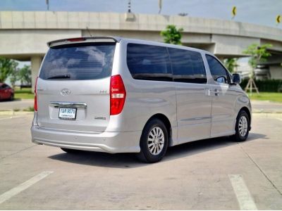 2017 HYUNDAI H-1 2.5 DELUXE เครดิตดีฟรีดาวน์ รูปที่ 6