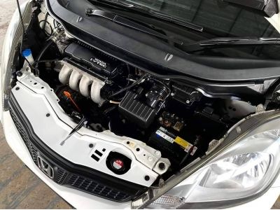 Honda Jazz GE 1.5 S i-VTEC M/T 2011 รูปที่ 6