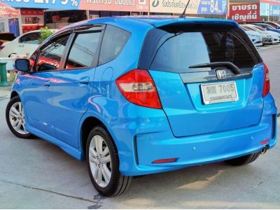 2012 Honda Jazz 1.5SV TOP เครดิตดีฟรีดาวน์ รูปที่ 6