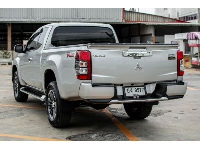 MITSUBISHI TRITON 2.4 GT PLUS CAB รถบ้าน ไมล์แท้วิ่งน้อย สีเดิมโครงสร้างเดิม รับประกันเครื่องยน์ 1 ปี รูปที่ 6