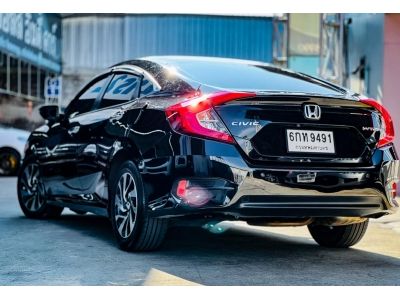 2017 Honda Civic FC 1.8EL เครดิตดีฟรีดาวน์ รูปที่ 6