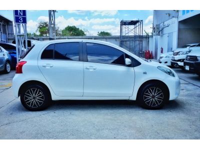 2013 Toyota Yaris 1.5J ผ่อนเพียง 6,xxx เท่านั้น รูปที่ 6