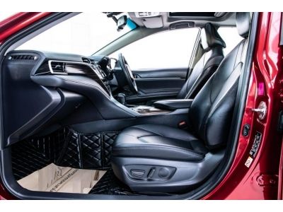 2019 TOYOTA CAMRY 2.5 G SUNROOF  ผ่อน  10,606 บาท 12 เดือนแรก รูปที่ 6