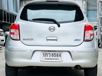 2013 Nissan March 1.2 V เครดิตดีฟรีดาวน์ ผ่อนเพียง 4,xxx เท่านั้น รูปที่ 6