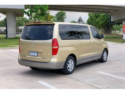 2010 HYUNDAI H-1 2.5 DELUXE  เครดิตดีฟรีดาวน์ รูปที่ 6