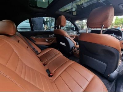 Mercedes Benz E class 2.0 Auto ปี 2019 รูปที่ 6