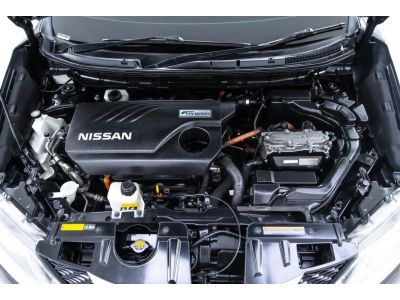 2015 NISSAN X-TRAIL 2.0 V HYBRID  ผ่อน 4,418 บาท 12 เดือนแรก รูปที่ 6