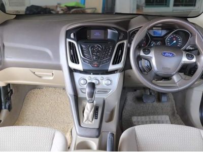 Ford Focus 1.6 Trend 4dr สีเทา ปี2012 รูปที่ 4