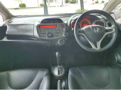 HONDA JAZZ 1.5 V 2013 รูปที่ 6