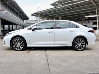 Toyota New Altis 1.8 Hv Premium รูปที่ 6