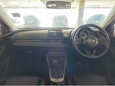 มาสด้า Mazda 2 1.3 Skyactiv Standard  ปี 15 AT (รถมือสอง สภาพดี ราคาถูก ไมล์แท้) รูปที่ 6