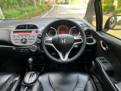 2013 HONDA JAZZ 1.5 SV i-VTEC ( GE ) รูปที่ 6