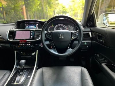 2017 HONDA ACCORD 2.0 EL รูปที่ 6