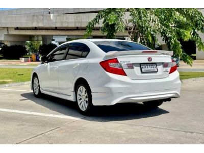 2012 HONDA CIVIC FB 1.8 E NAVI  เครดิตดีฟรีดาวน์ รูปที่ 6