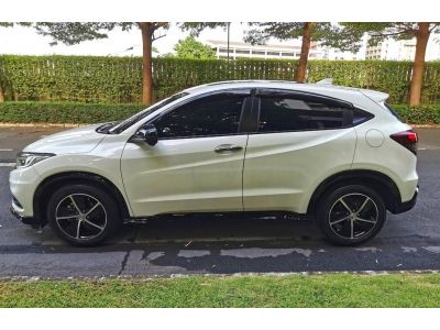 HONDA HR-V 1.8RS ตัวท๊อป ซันรูฟ หลังคาแก้ว  ปี2018 รูปที่ 6