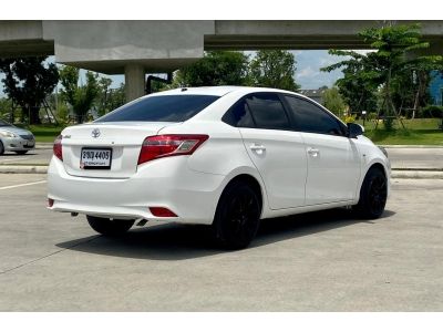 2015 TOYOTA VIOS 1.5 E เครดิตดีฟรีดาวน์ รูปที่ 6