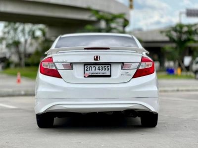 2012 HONDA CIVIC FB 1.8 E NAVI  เครดิตดีฟรีดาวน์ รูปที่ 6