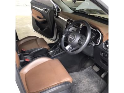 MG ZS 1.5X SUNROOF รูปที่ 6