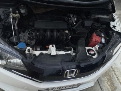 ขาย Honda Jazz 1.5 vtech ปี 2015 รถบ้านผู้หญิงใช้มือเดียว รูปที่ 6