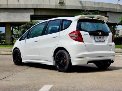 HONDA JAZZ 1.5S 2009จด10 เเต่งมาหล่อสมบูรณ์ทุกจุด รูปที่ 6