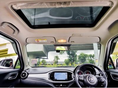 2019 MG MG3, 1.5 V SUNROOF Topสุด AT รูปที่ 6