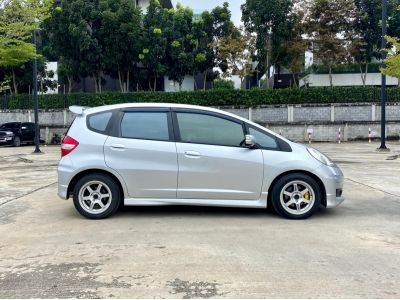 Honda Jazz 1.5 SV A/T ปี 2012 รูปที่ 6