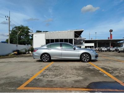 HONDA	ACCORD 2.0 E	2017 รูปที่ 6