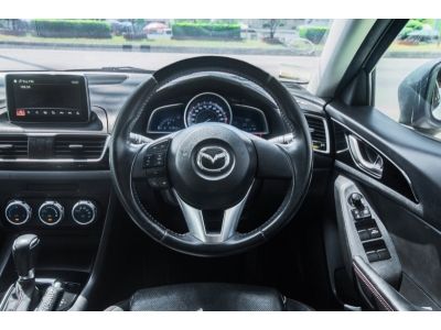 MAZDA 3 SkyActiv 2.0 C Sedan A/T ปี 2017 รูปที่ 6