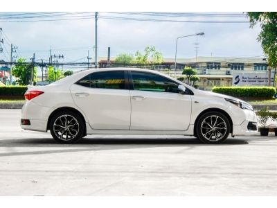 TOYOTA COROLLA ALTIS 1.8 ESPORT A/T ปี 2017 รูปที่ 6