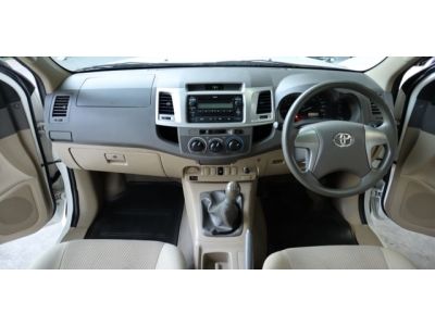 Toyota Vigo Prerunner4D 2.5 E เกียร์ธรรมดา ปี 2013 รูปที่ 6