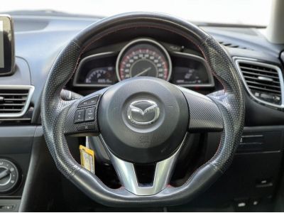 2015 MAZDA 3 2.0 C Skyactiv Sedan รูปที่ 6