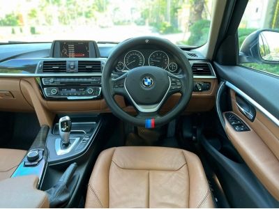 2017 BMW 320i Luxury ( F30 ) รูปที่ 6