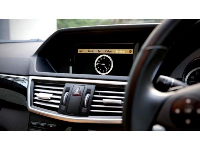 Mercedes Benz E250 CGI AV ปี2012 รูปที่ 6