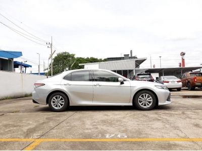 TOYOTA CAMRY 2.0 G (NEW) CC. ปี 2019 สี เงิน เกียร์ Auto รูปที่ 6